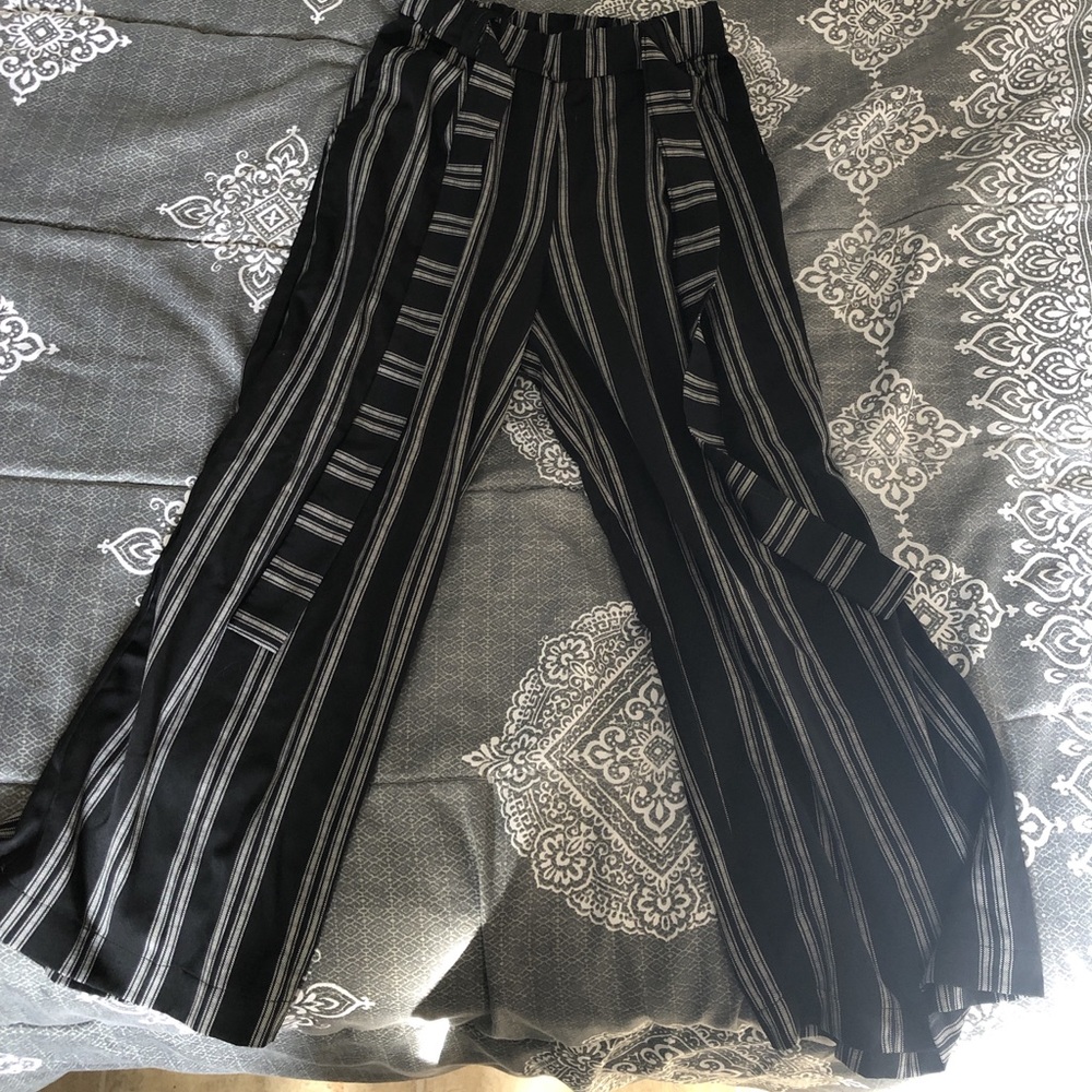 Flowy pants